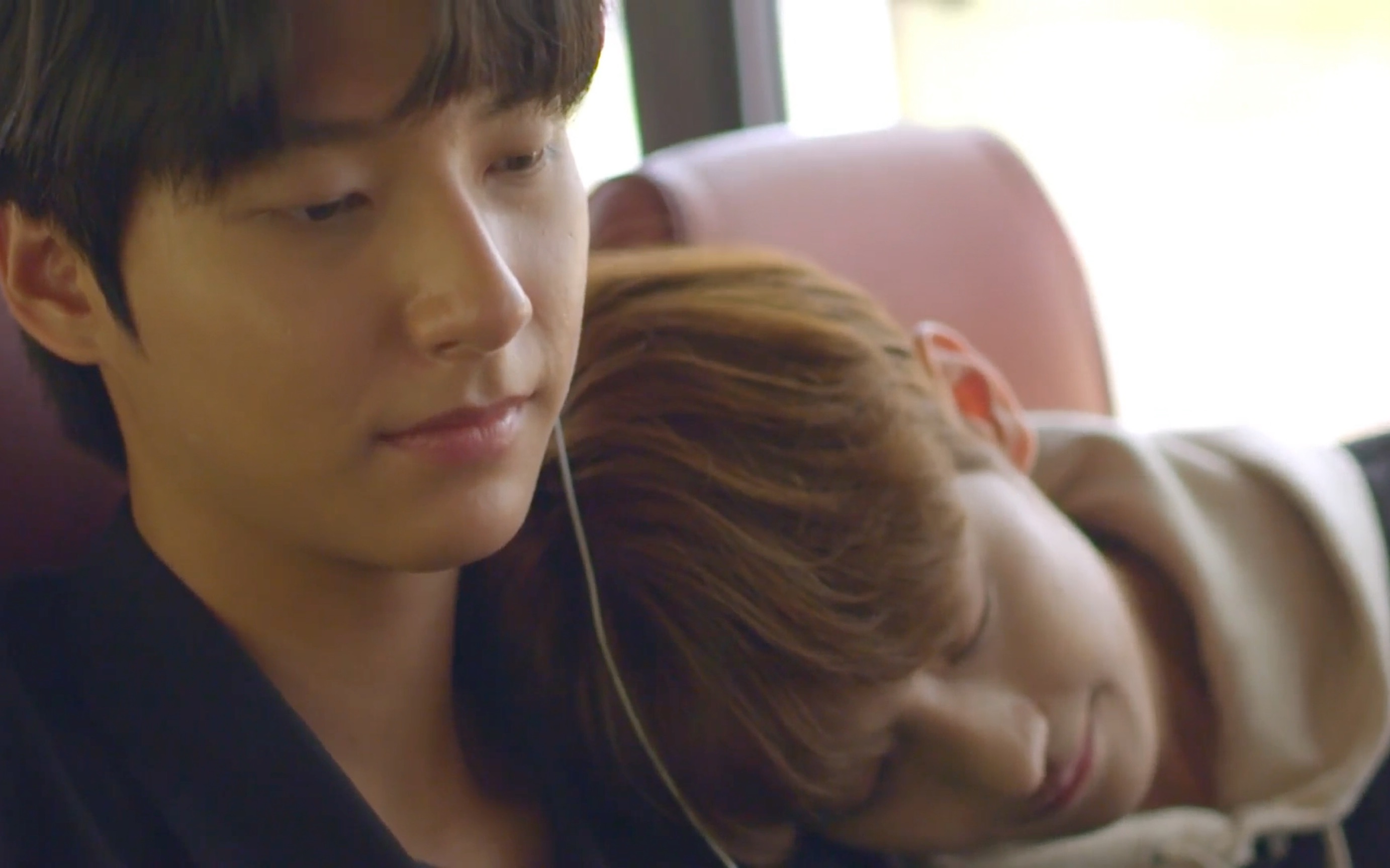 【第八感】暧昧时的推拉真的很让人心动