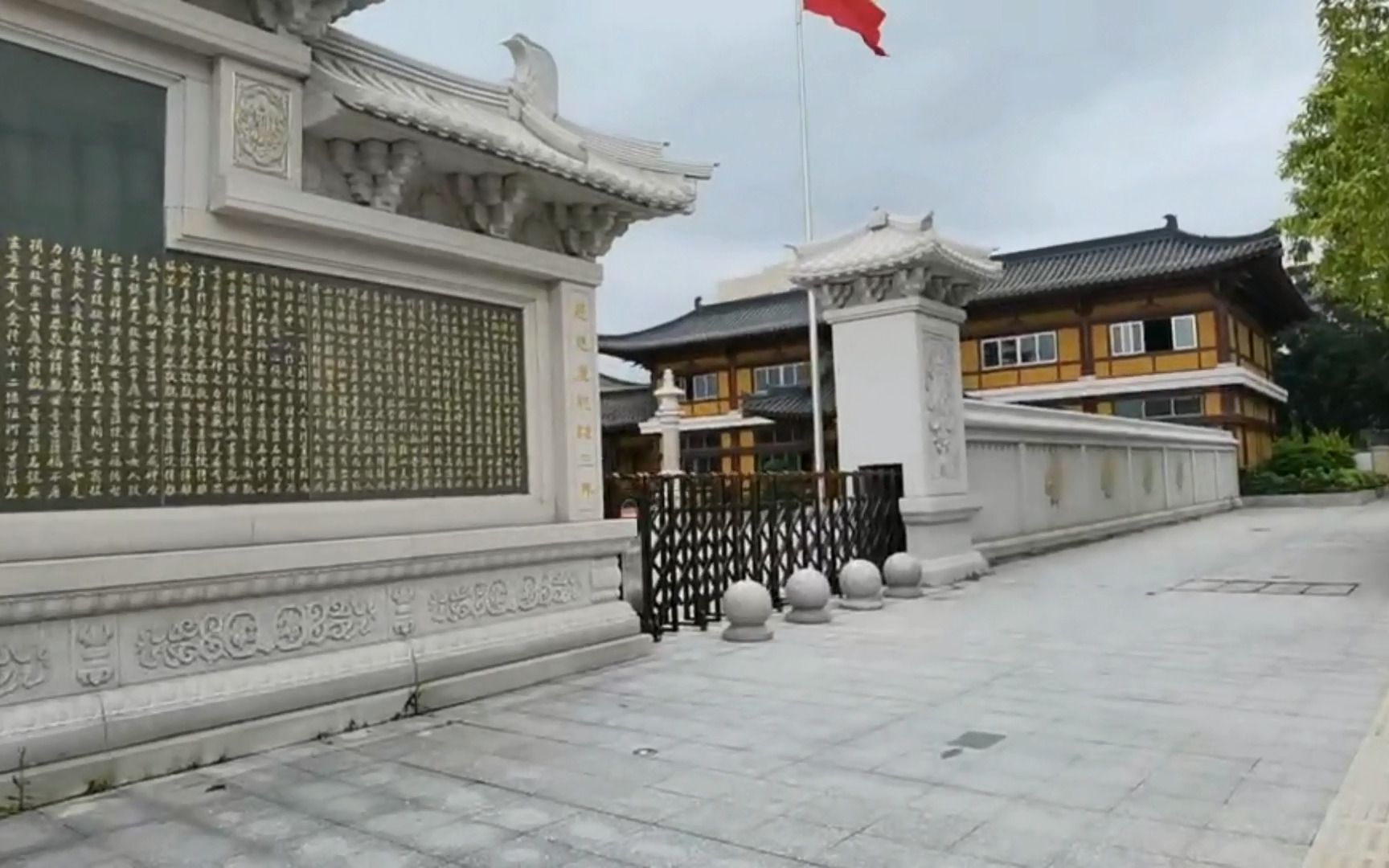 [图]中山市小榄镇隐秀寺外围风景