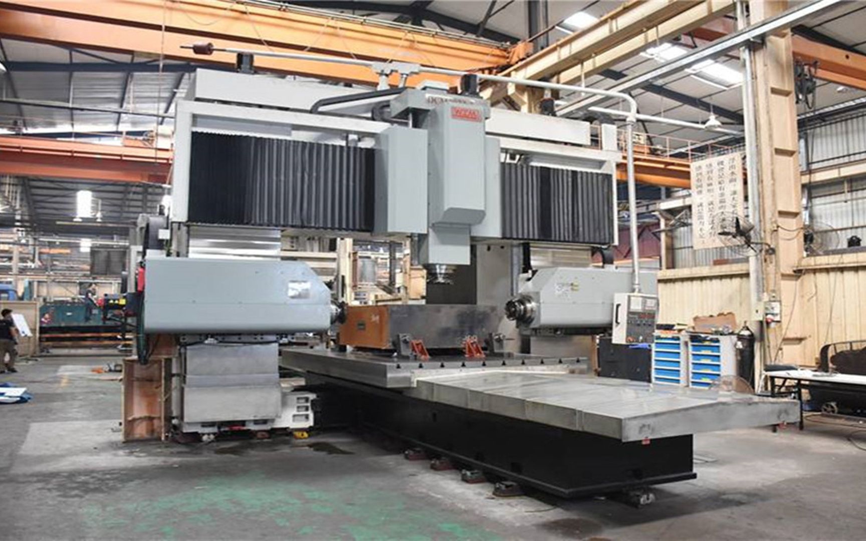 齿轮齿条机构驱动非标大型龙门铣床的设计精讲