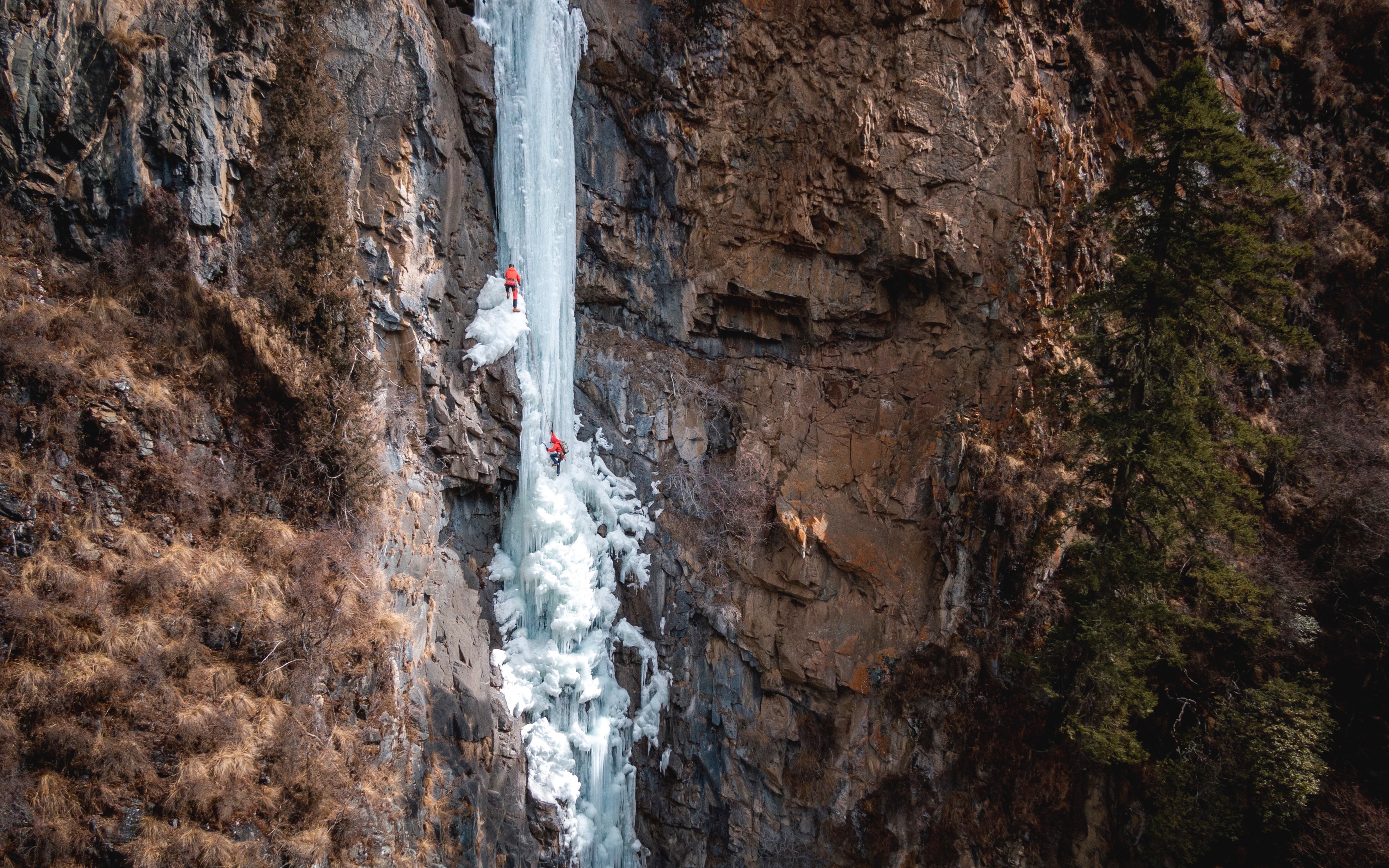 阿左的攀登生活vlog第一期,双桥沟攀冰-天堂的阶梯