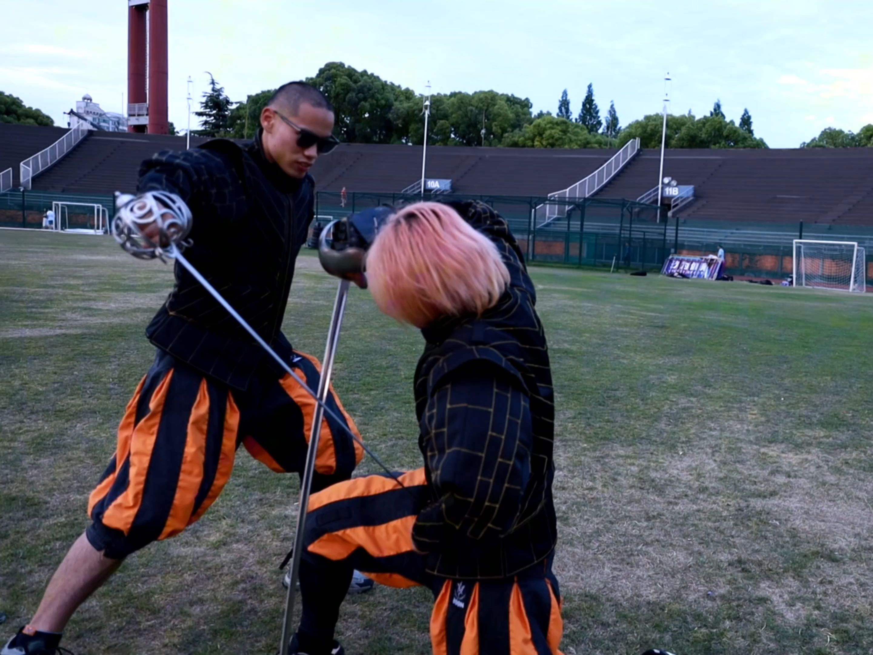 【剑术演武】军刀高手的顶级演武,畅快无比的技术表演