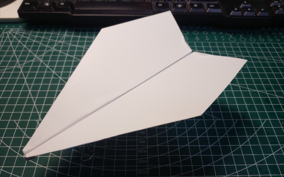 [图]数据版距离机！白日梦2.0，让白日纸飞机再次翱翔在天空！
