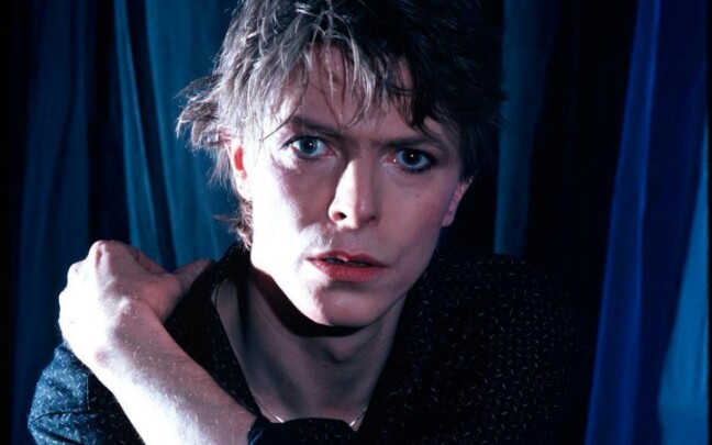 中字大卫鲍伊伊曼重度老婆控的宝爷