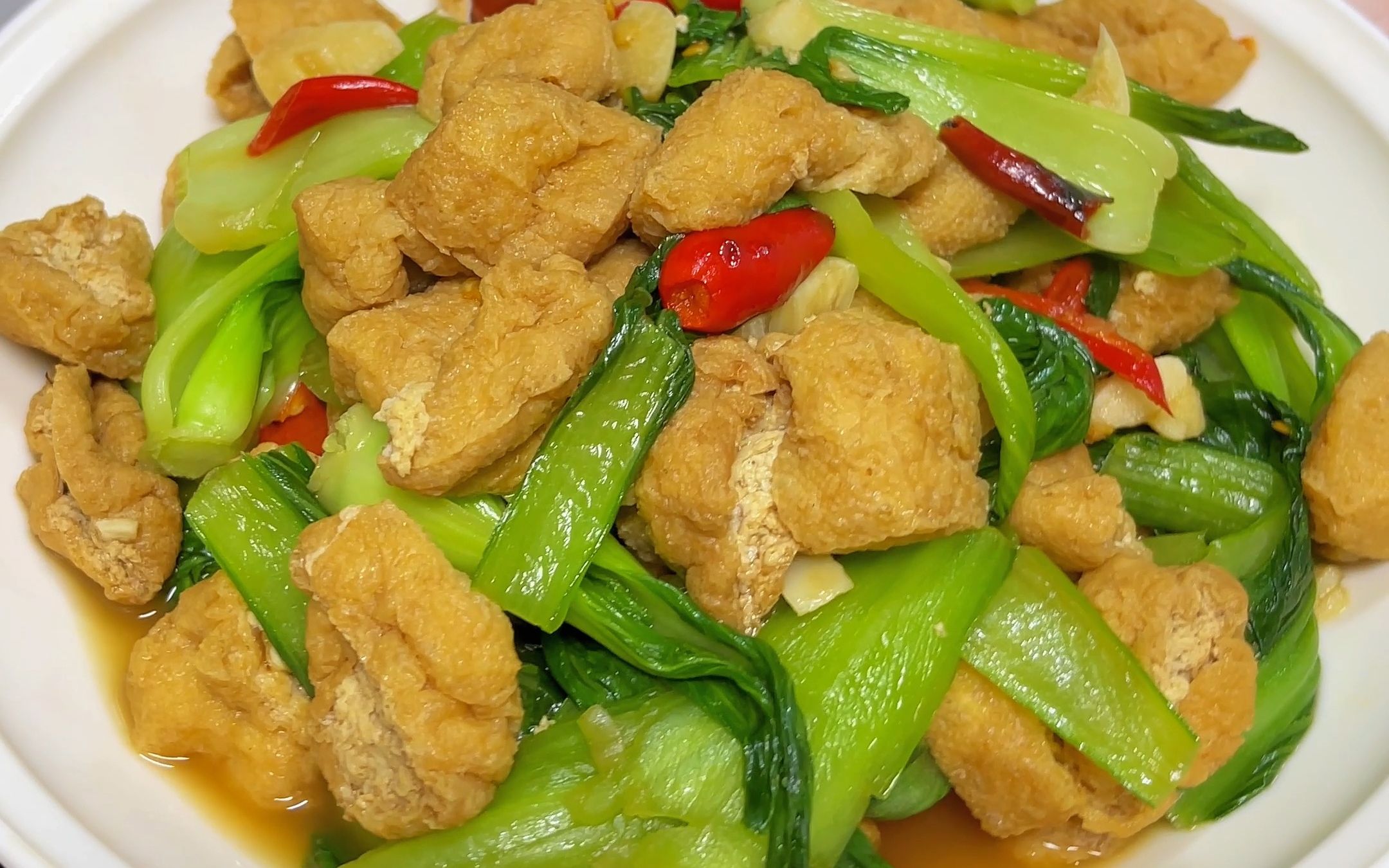 告别消费主义|自己做饭 第106顿《油豆腐焖青菜》花费5元