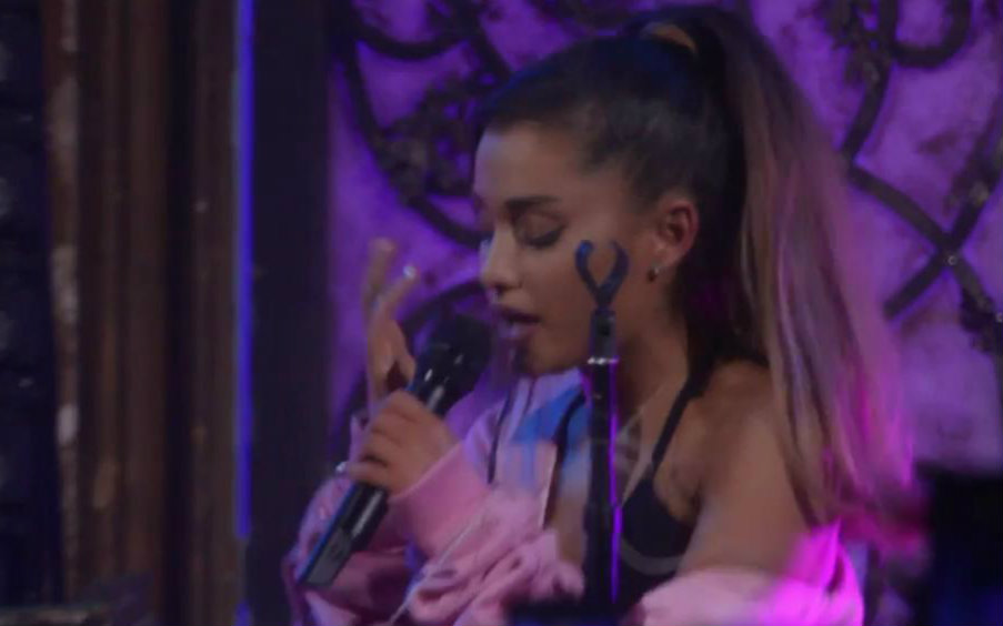 [图]【Live】Ariana Grande- Greedy -最新Vevo Presents现场