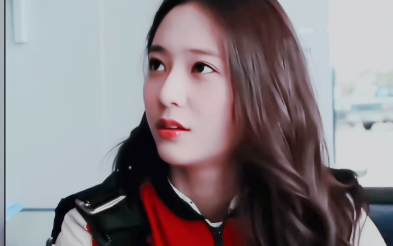 坐等郑秀晶来给amber打call