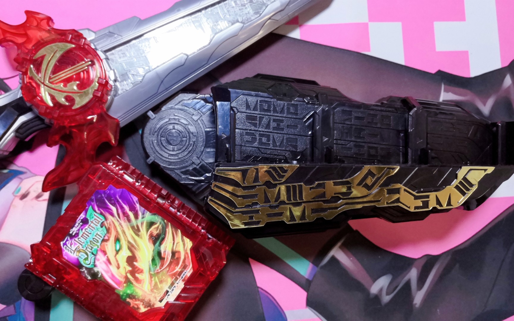 绅士测评〕假面骑士圣刃 元素龙变身及必杀技(随机出现猫猫了哟)