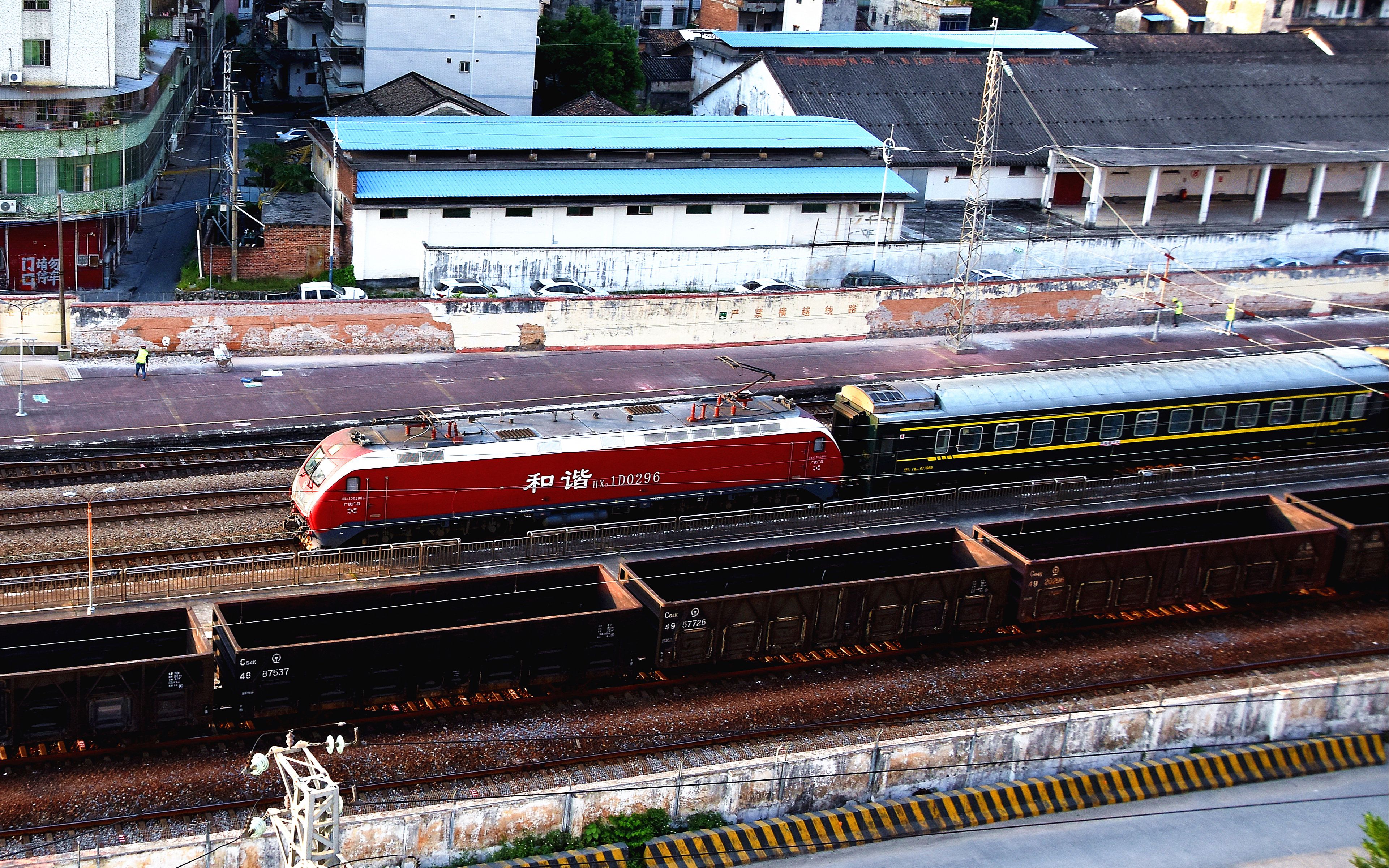 广铁广段 hxd1d 0296 大红枣准高电力机车牵引客车k1347 西安-深圳