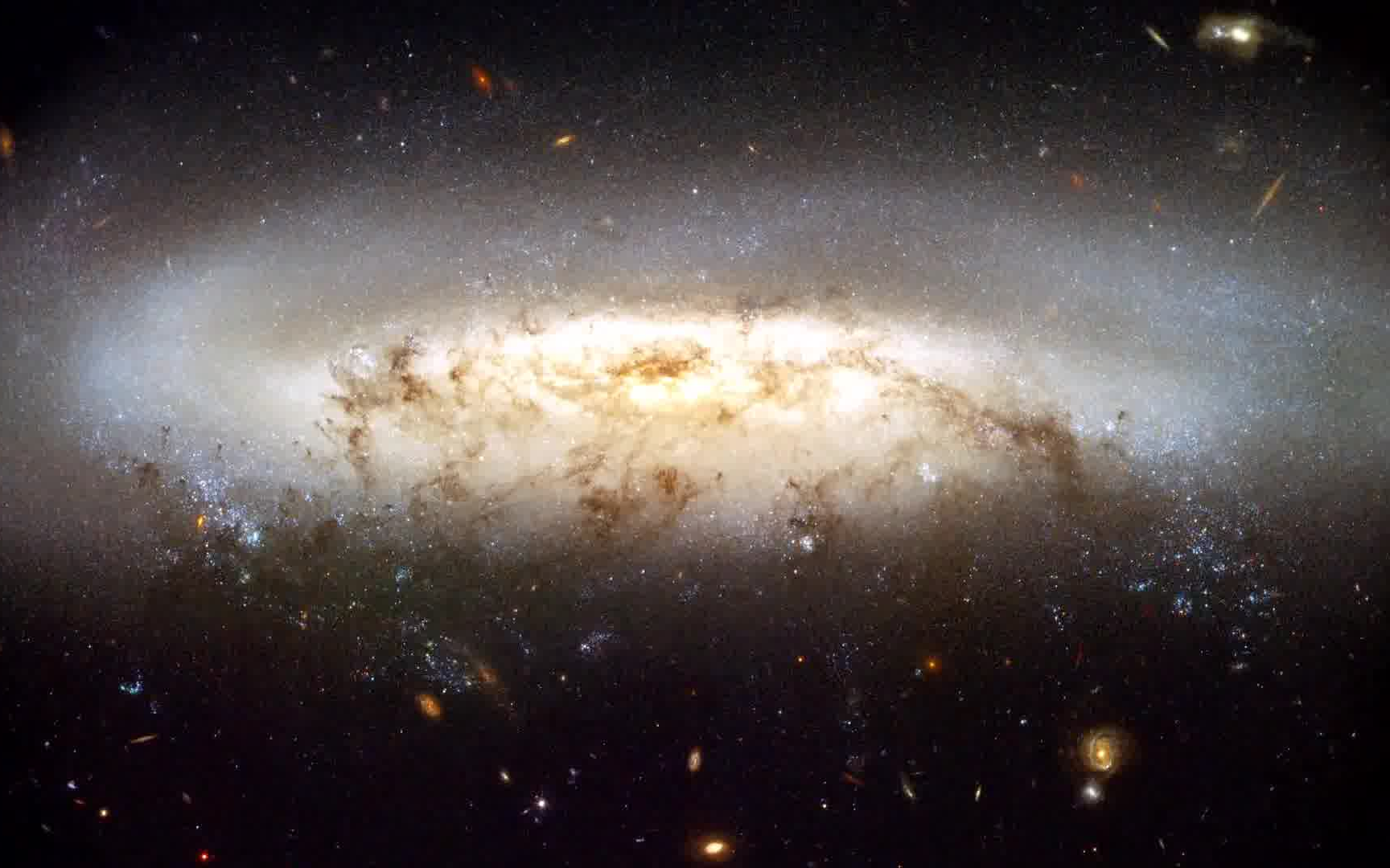 螺旋星系哈勃深空预览