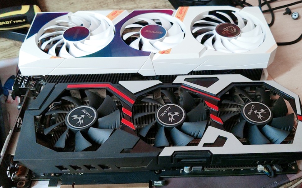 被迫下山七彩虹3070ti开箱