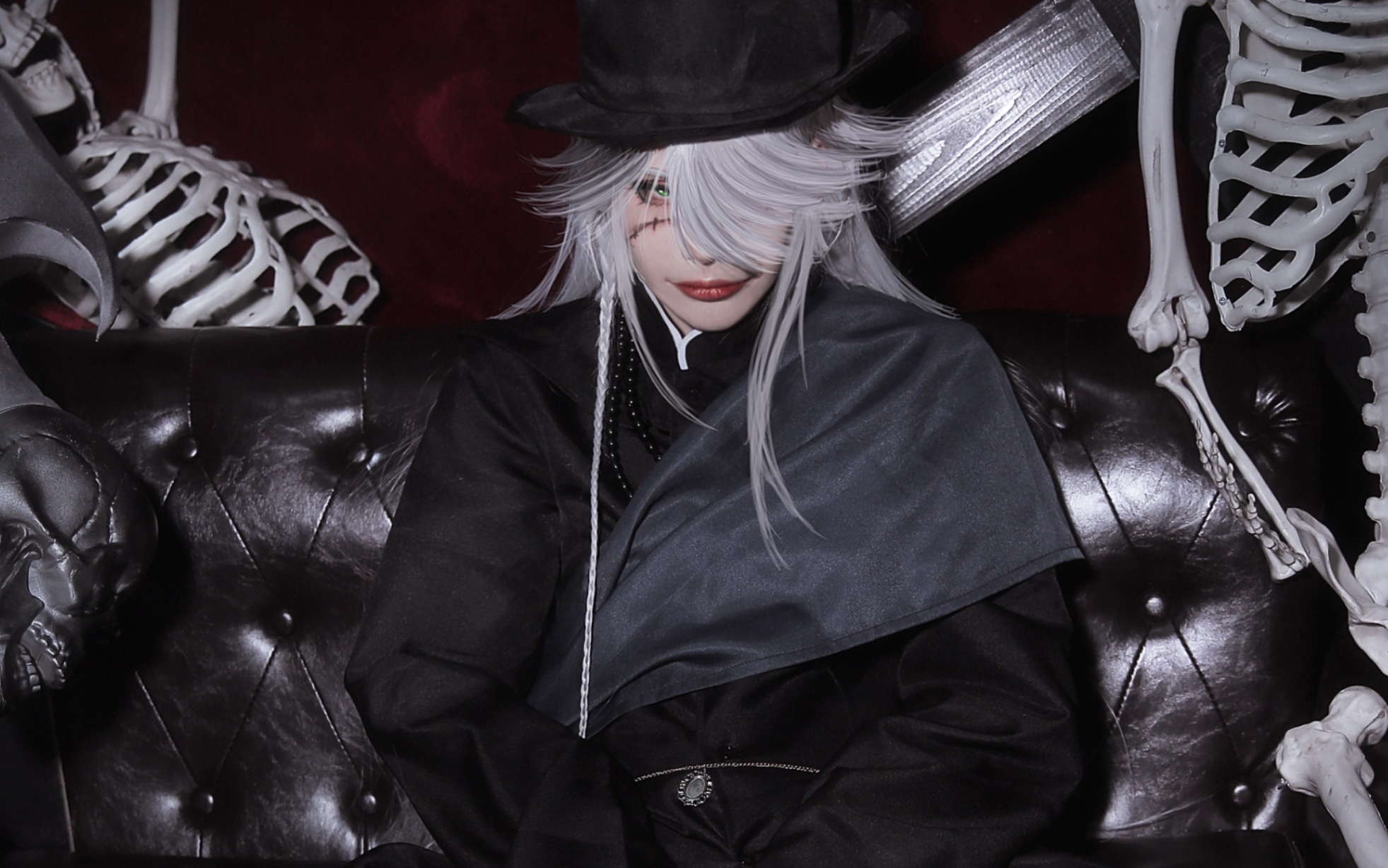 黑执事cos 葬仪屋