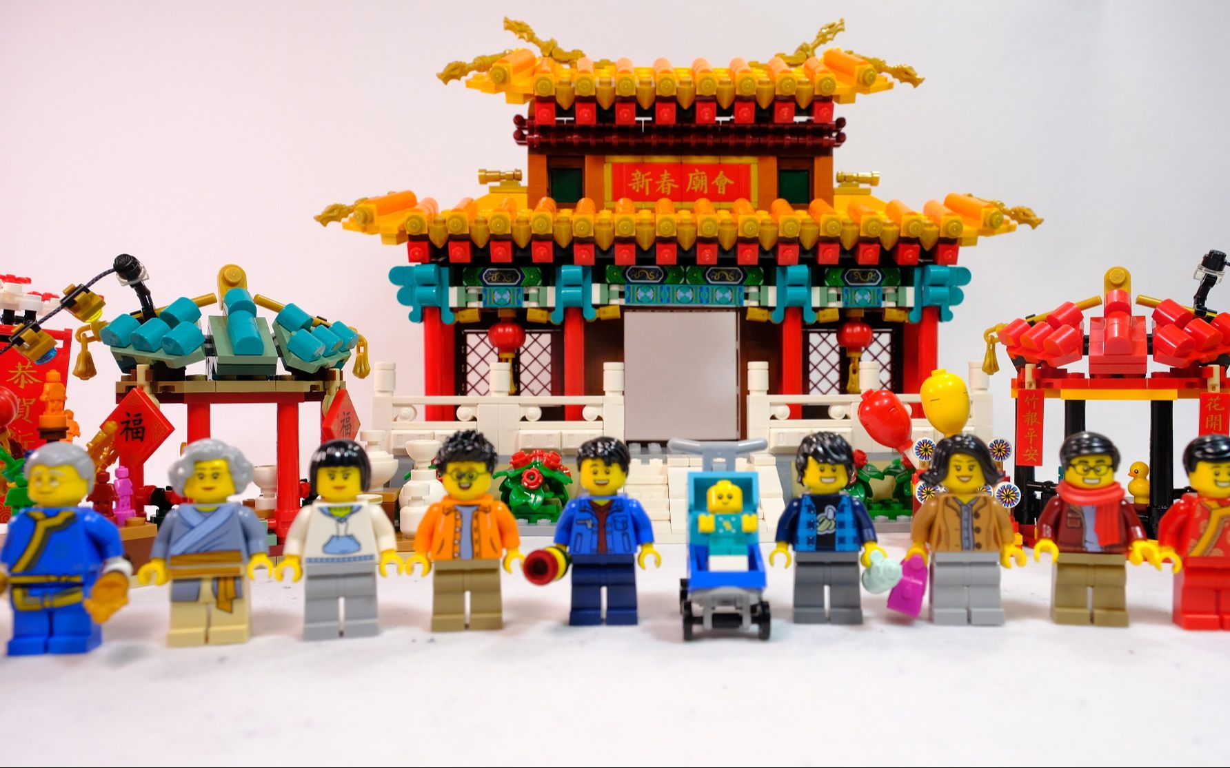 乐高搭建乐高春节系列80105新春庙会评测
