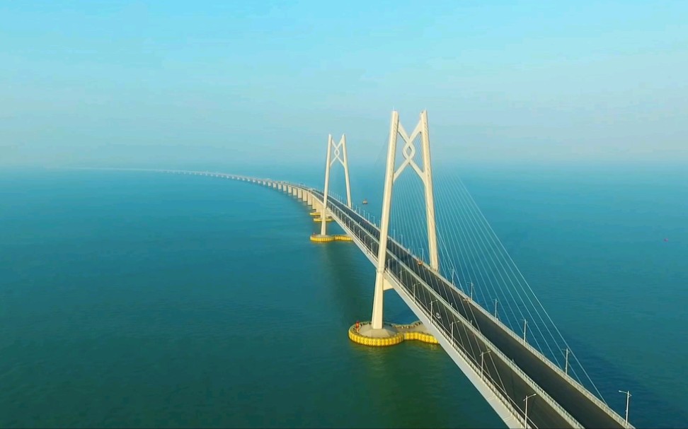世界最长的跨海大桥《港珠澳大桥》