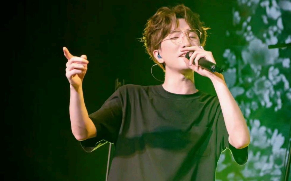 李常超1003杭州专场扇子舞