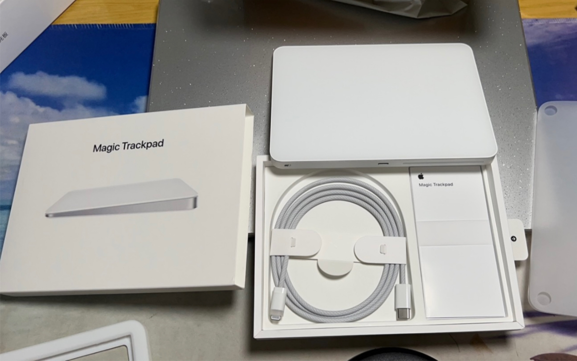 苹果妙控板三代开箱,苹果生态最好用的配件之一!