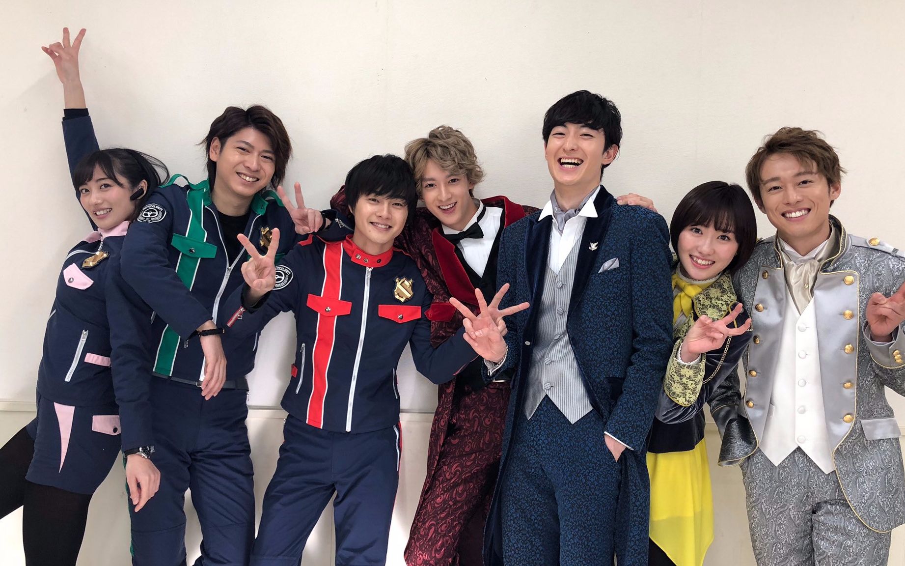 【特摄cp糖】快盗vs警察全cp年度最甜镜头_哔哩哔哩_bilibili