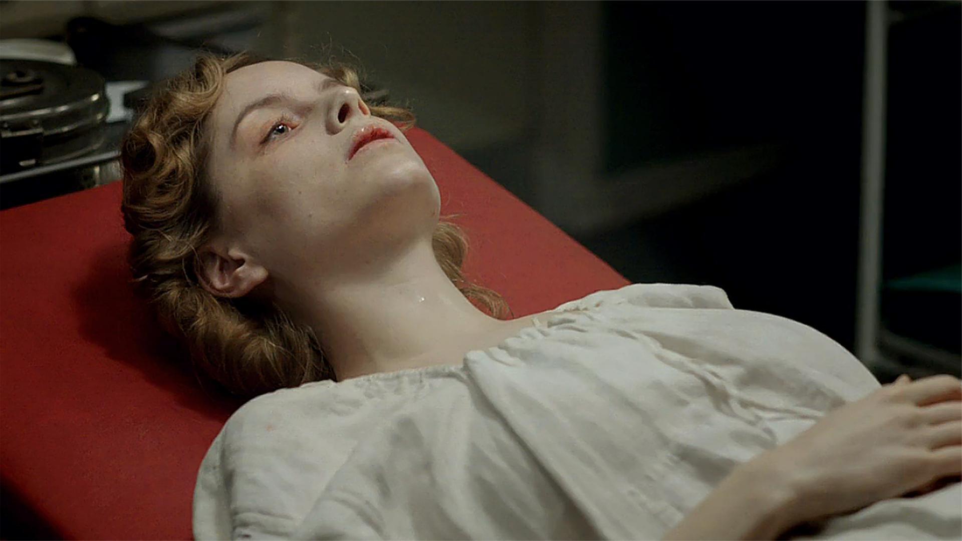 富二代不负责任,怀孕了怎么办?英国电影《罪恶之家》