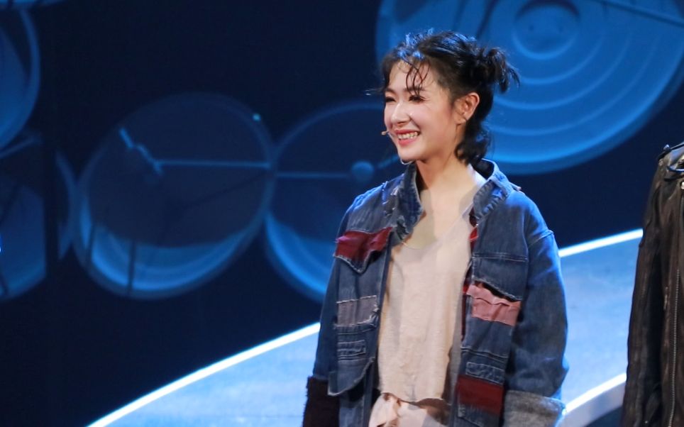 【万茜】20190501晚场《默默》谢幕 高清_哔哩哔哩_bilibili