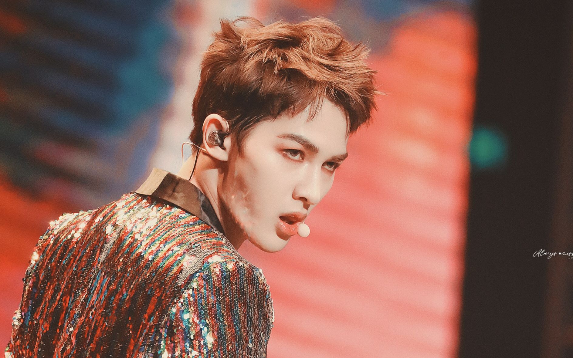 【朱正廷】【乐华七子next to u世界巡回演唱会】want u 全景饭拍