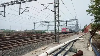 【中国铁路】天津杨柳青站拍车，K45次列车快速通过杨柳青站。