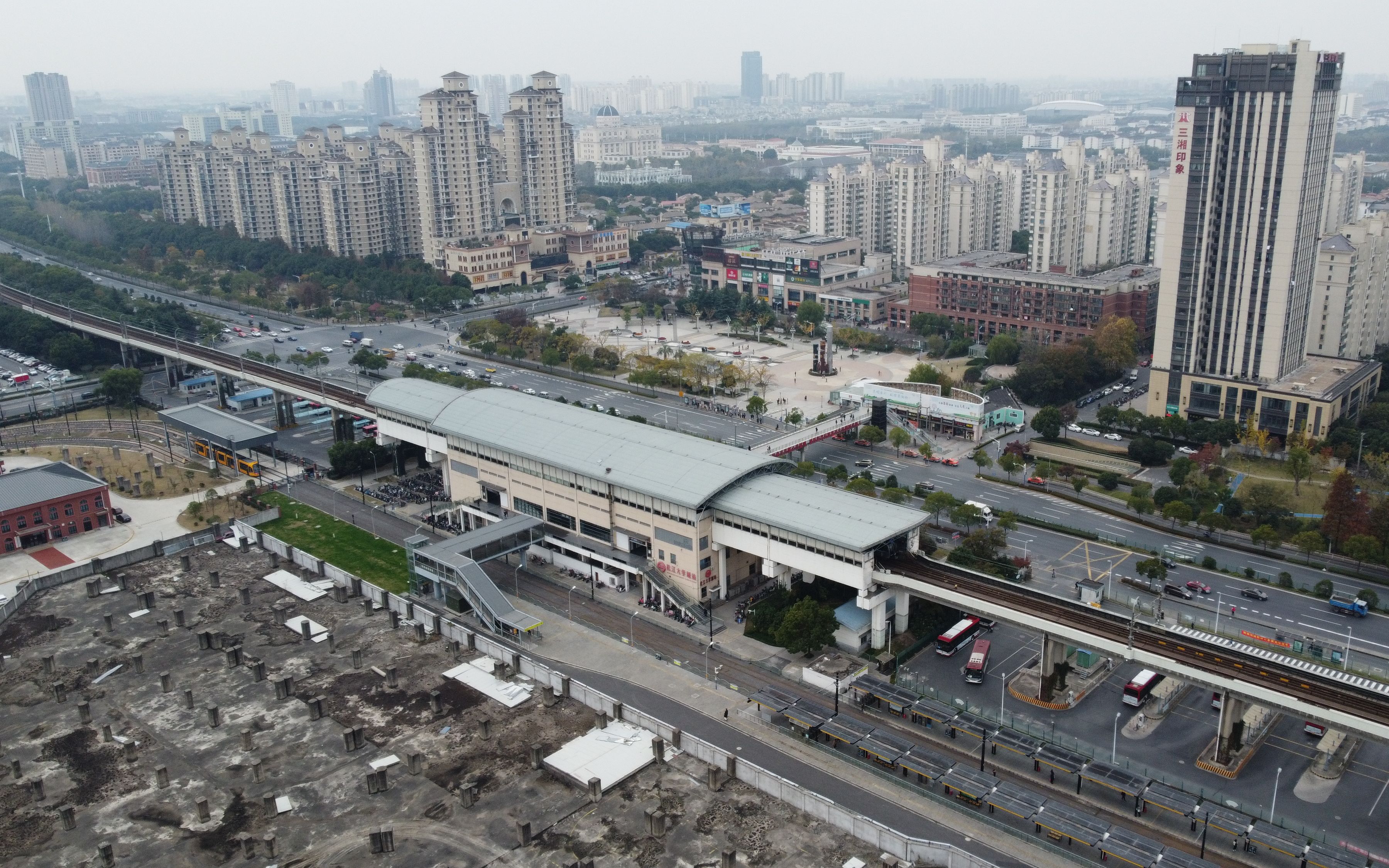 松江大学城地铁站图片