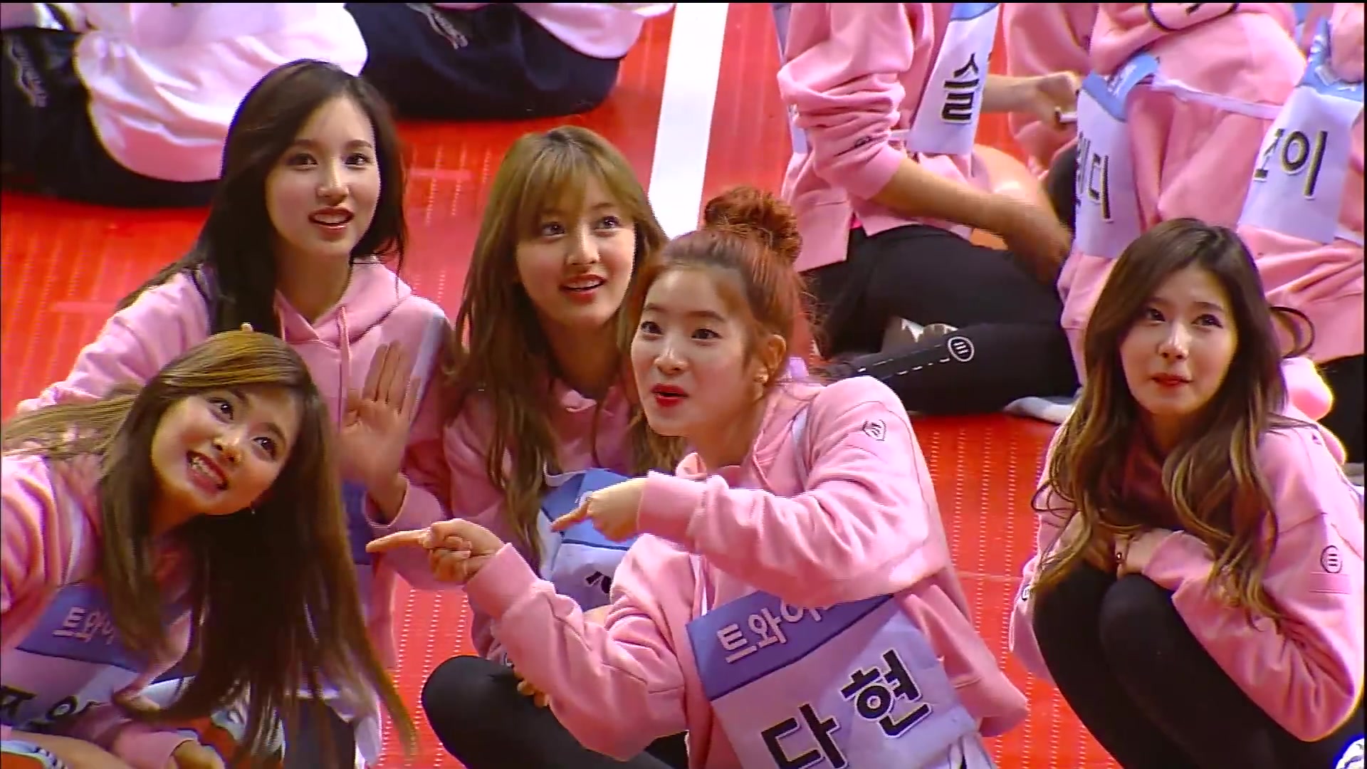 twice偶像运动会多贤的镜头游戏