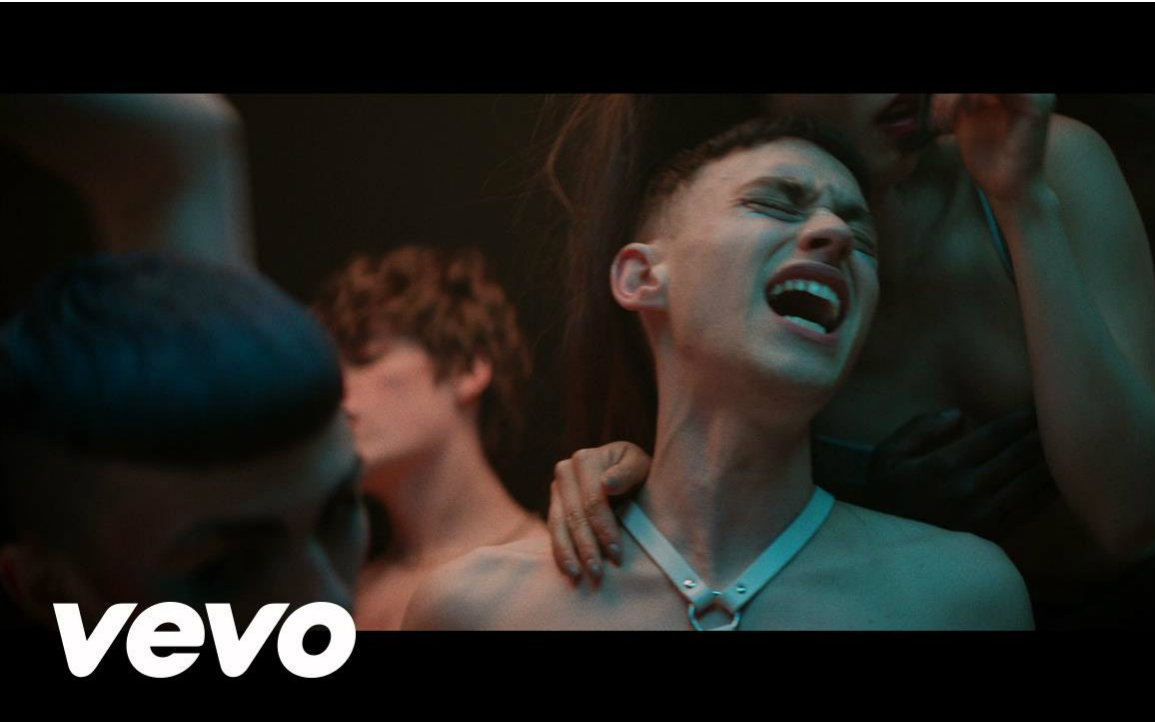 [图]【Years & Years】Desire ft. Tove Lo (Official Video)