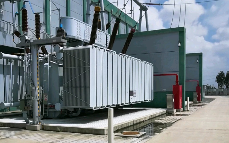 220kv变电站主变与gis室