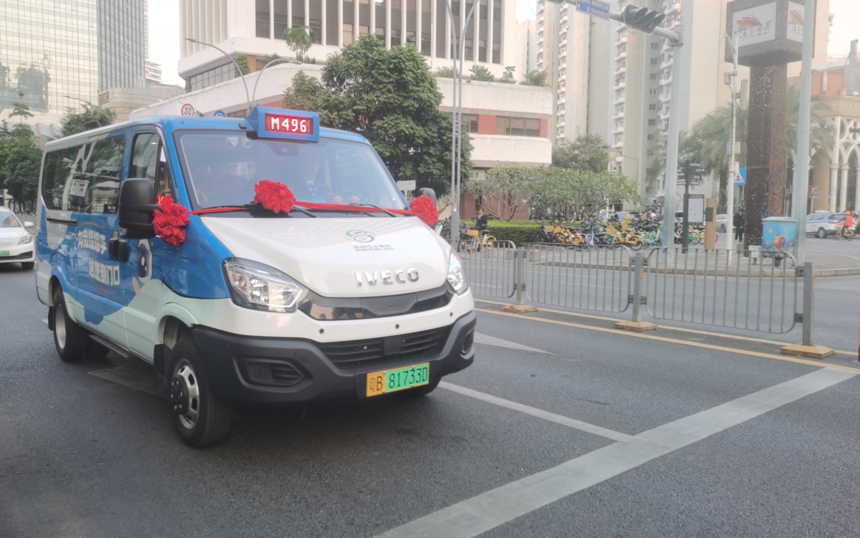 深圳巴士集团m496路南京依维柯nj6550ebev7后排乘坐记录(2024年1月11