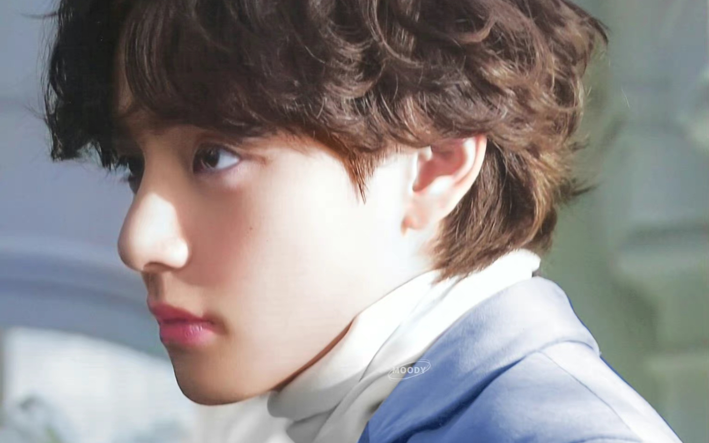 金泰亨生日写真画报开箱,抽到了喜欢的卡!