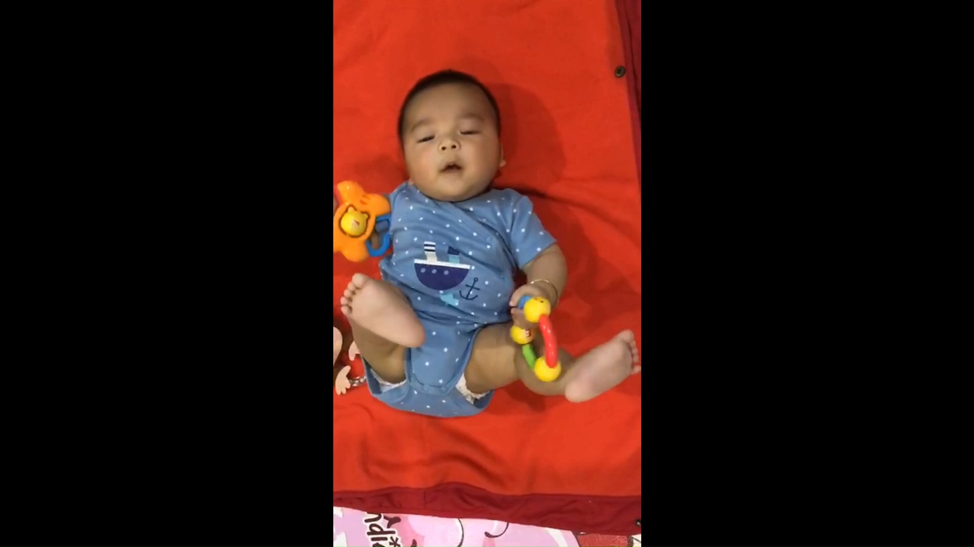 皮皮宝宝1~7个月成长点滴