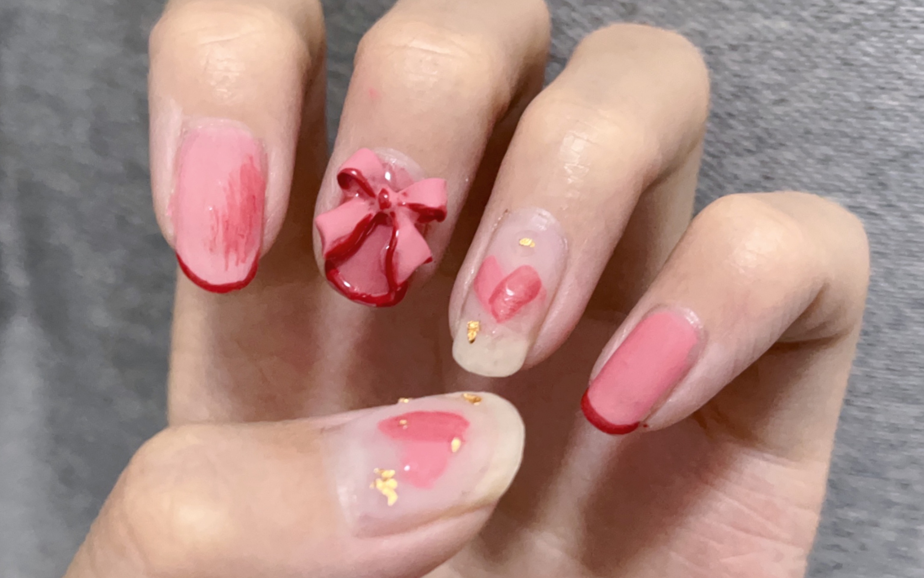 拼色爱心磨砂美甲 新年也可以是甜甜的粉色呀