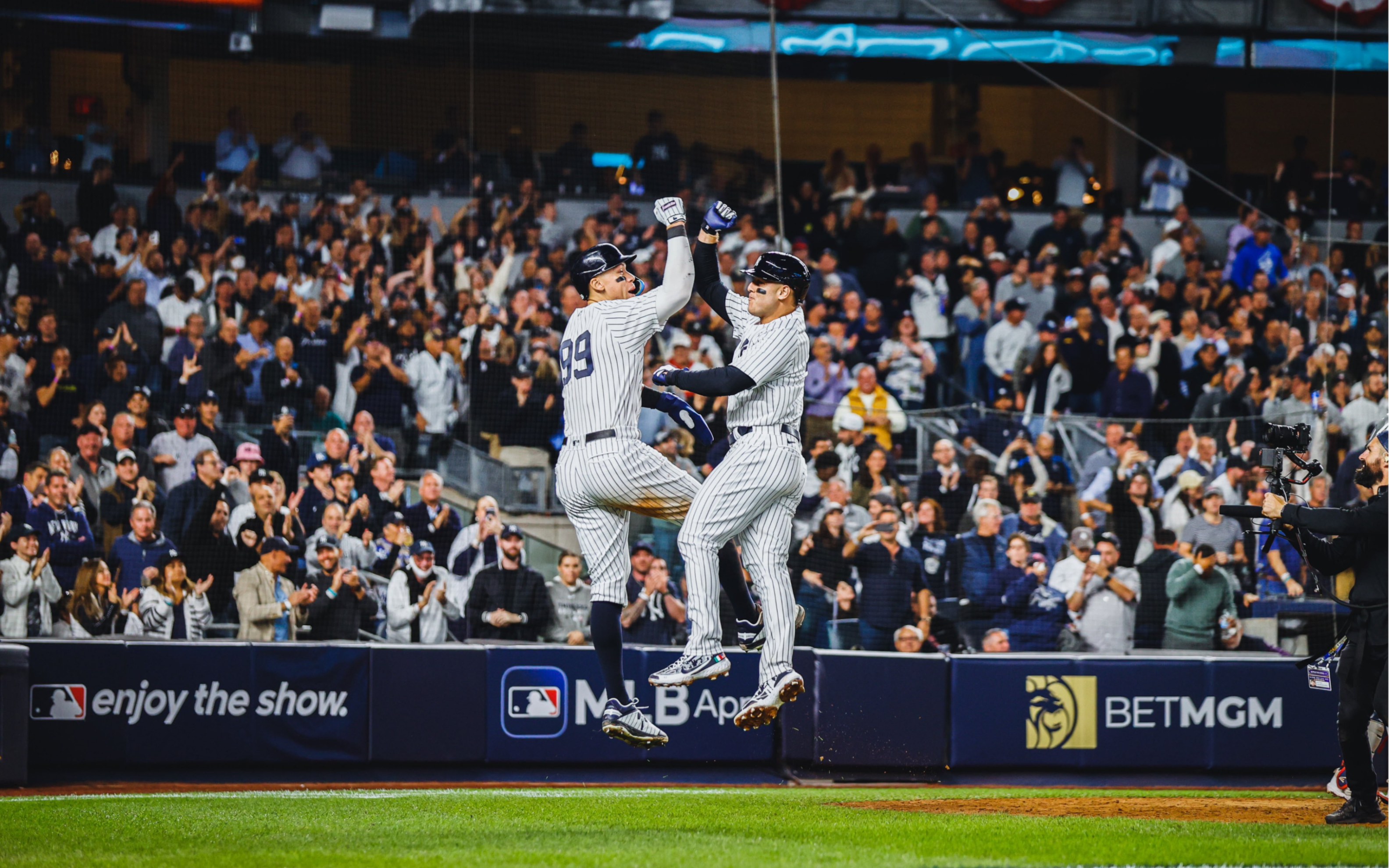 10/12 分区系列赛g1 守护者vs扬基 2022年美国职业棒球联赛季后赛