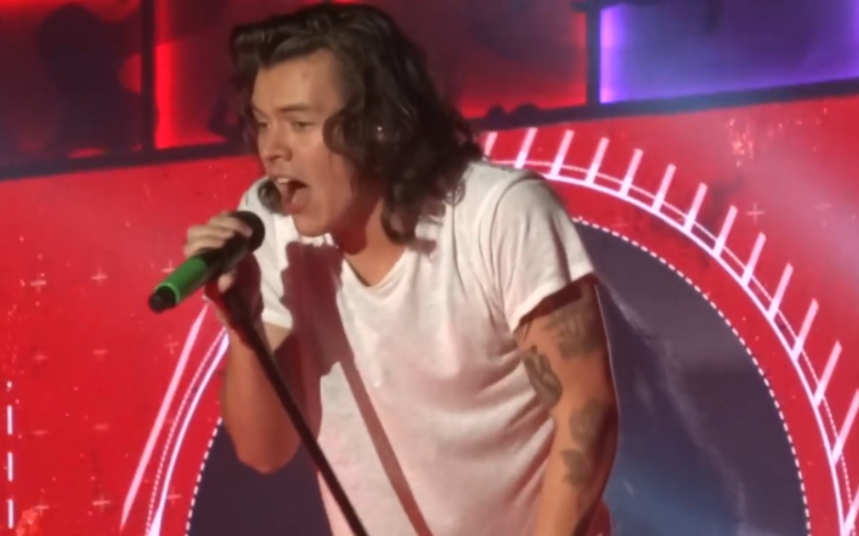 [图]One Direction 破团- Where Do Broken Hearts Go live from Sydney 现场 2015