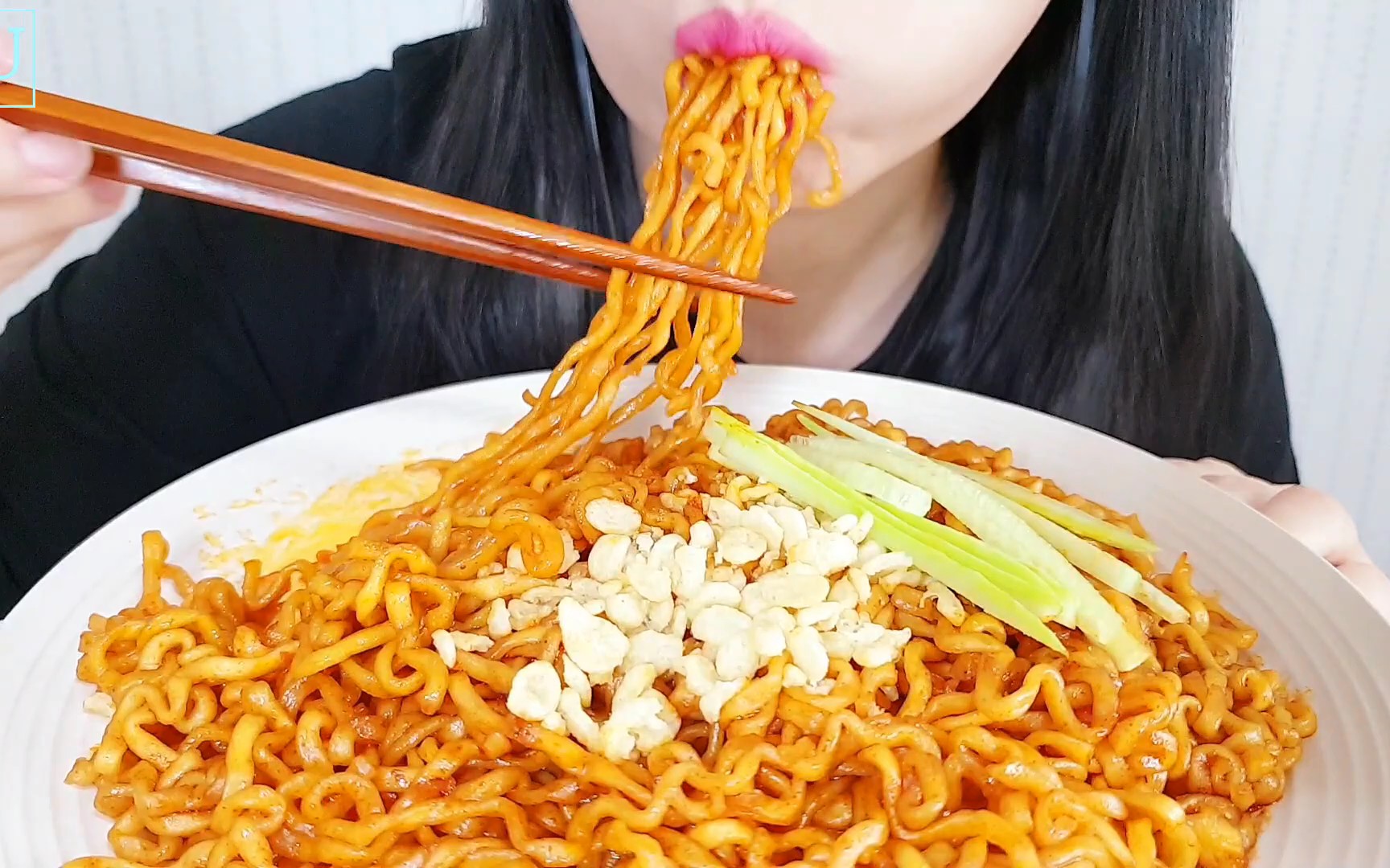 ju 火鸡面 吃播咀嚼音(新)