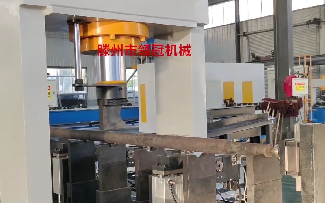 热处理轴矫直机 圆钢棒料自动校直机配置送料架液压调直机