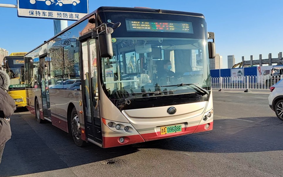 天津公交621路 zk6105chevpg36 东大街出站