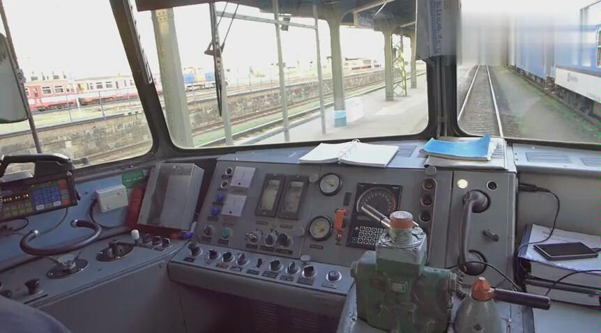 火车头驾驶室图片