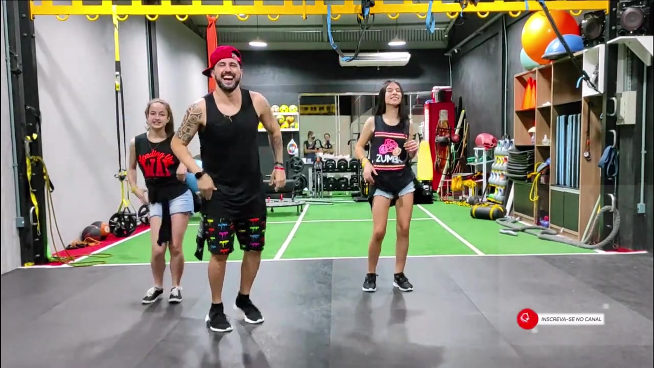 最新最in的zumba尊巴健身舞蹈 passinho debochado cia_哔哩哔哩_bili