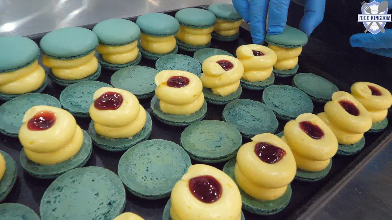 [外国美食实拍]胖胖的马卡龙看着也太好吃了吧!