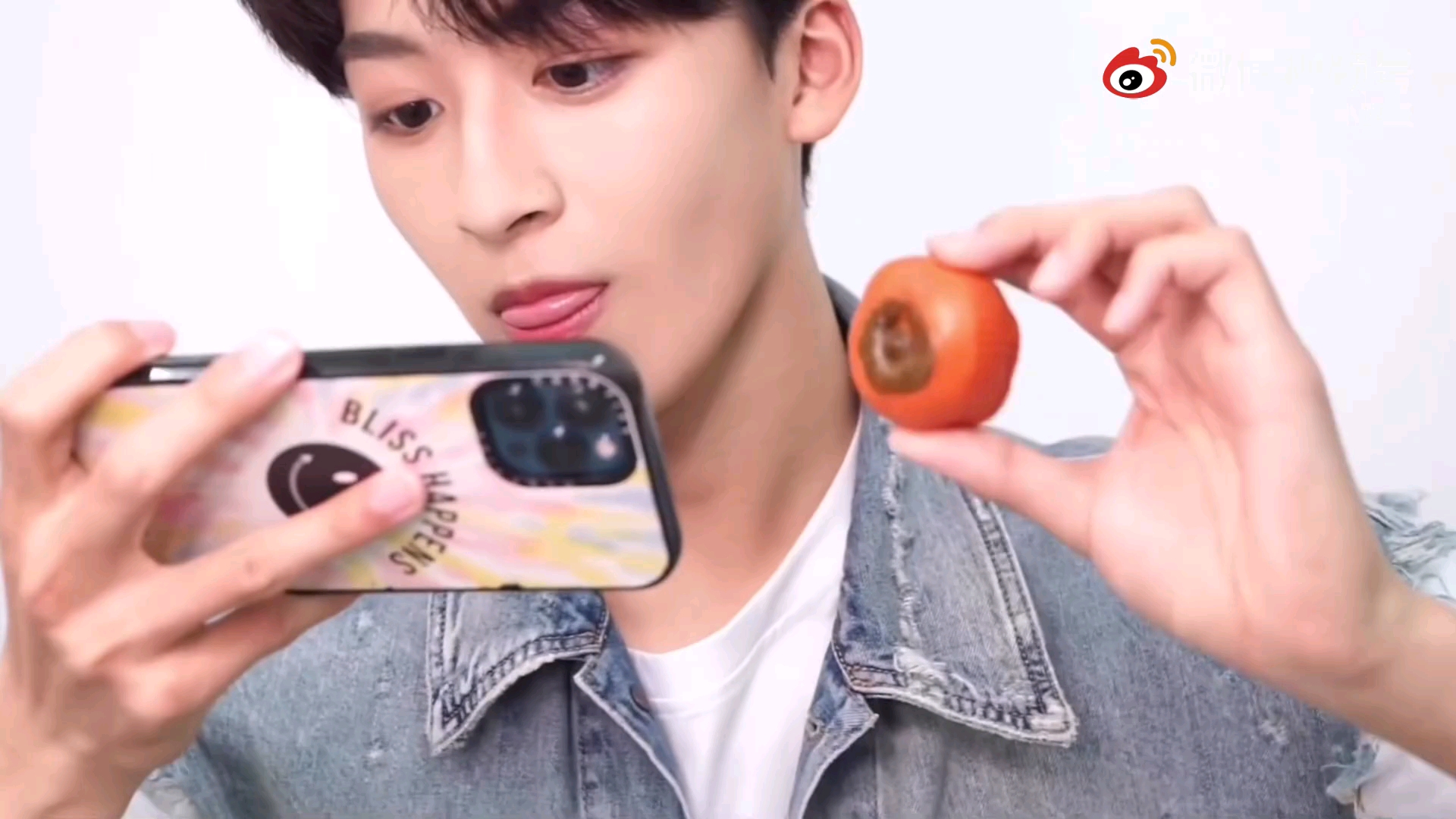 何洛洛宁哥沉浸式自拍现场实况