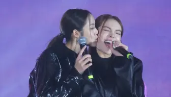 高甜瞬间有个小女孩被亲之后全程没缓过神来！【首场粉丝见面会｜11.9澳门】