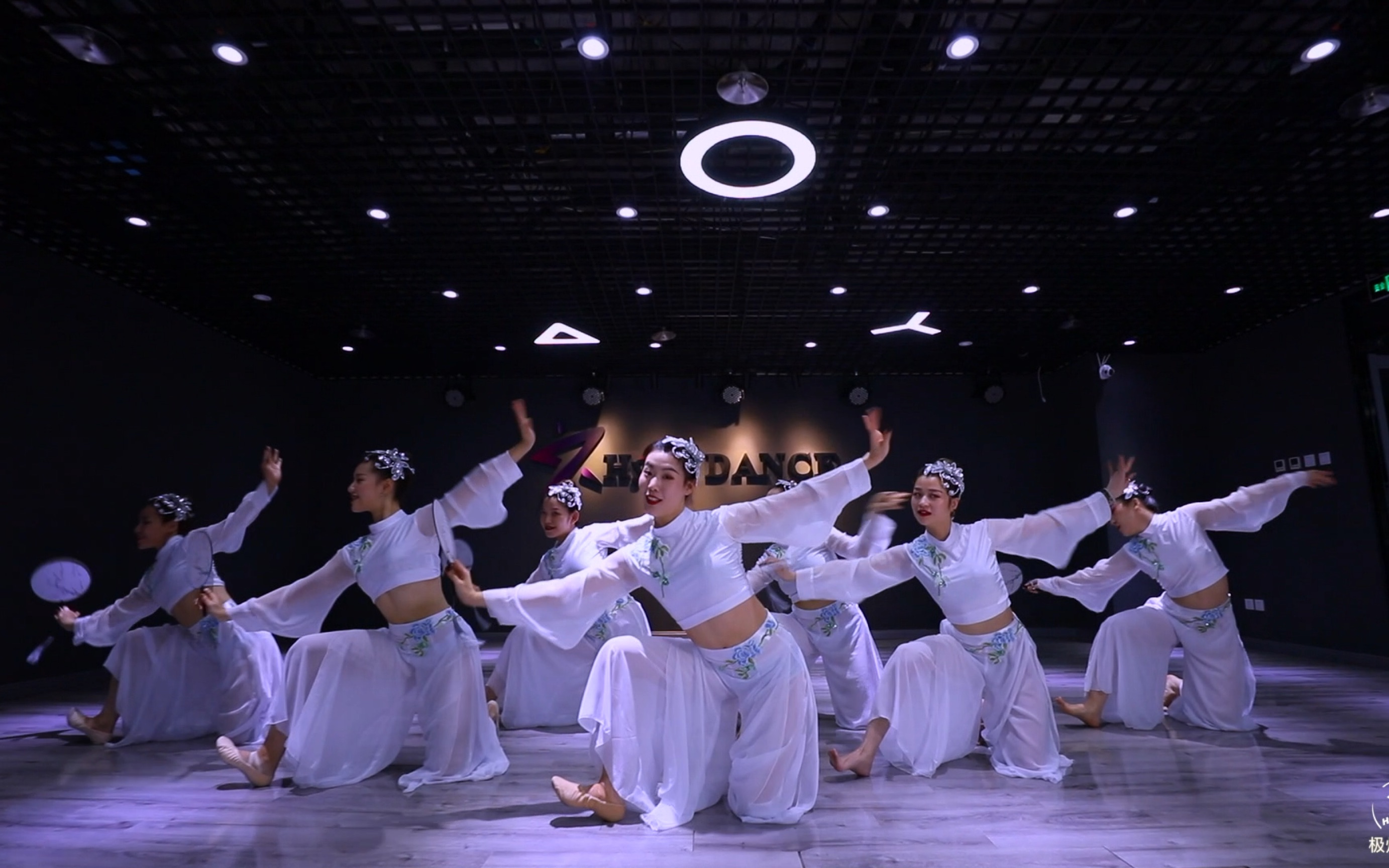 2019年最火古风歌曲【芒种】企业年会的首选舞蹈之一/简单易学 改编