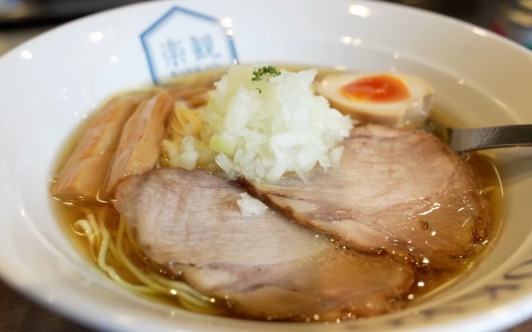 [图]Rakkan Ramen 拉面店。