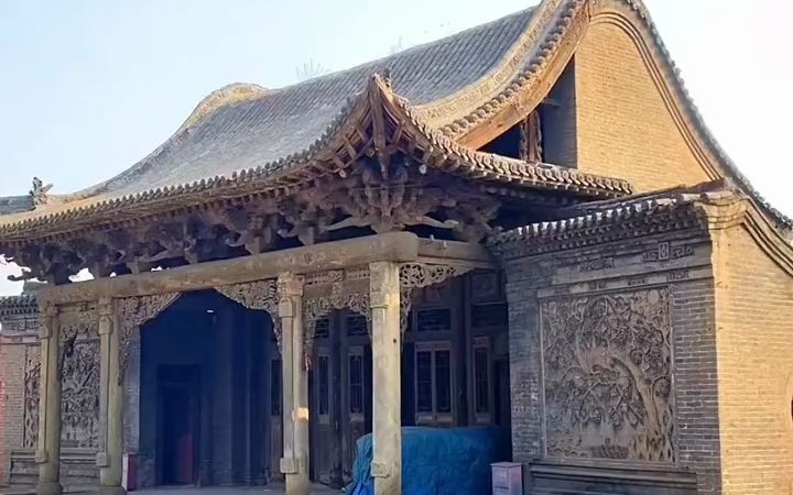 清徐县宝梵寺古戏台,为清代建筑,是清徐县最精美的一座古戏台