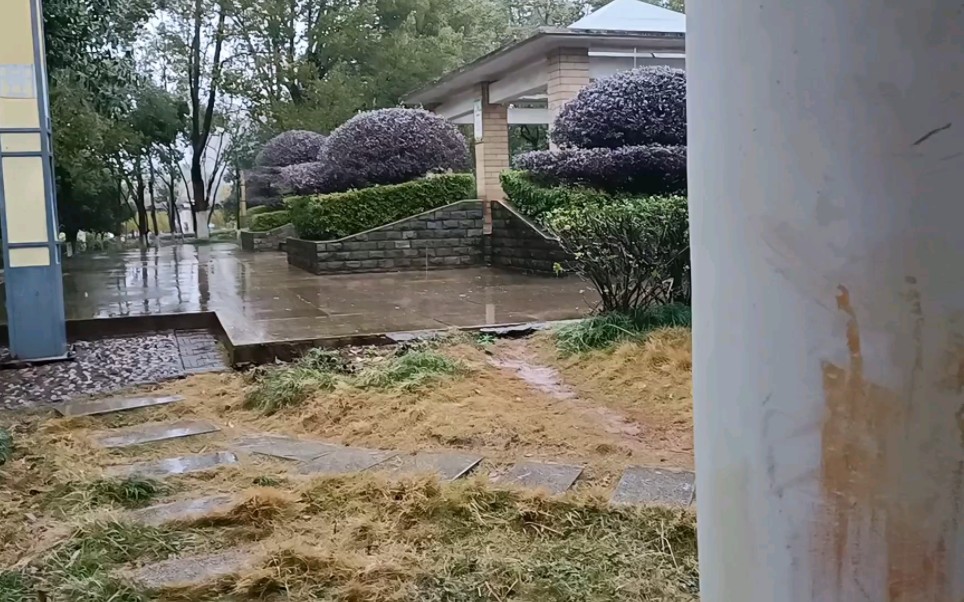 腊月二十八,骑行来到北湖区鲁塘镇