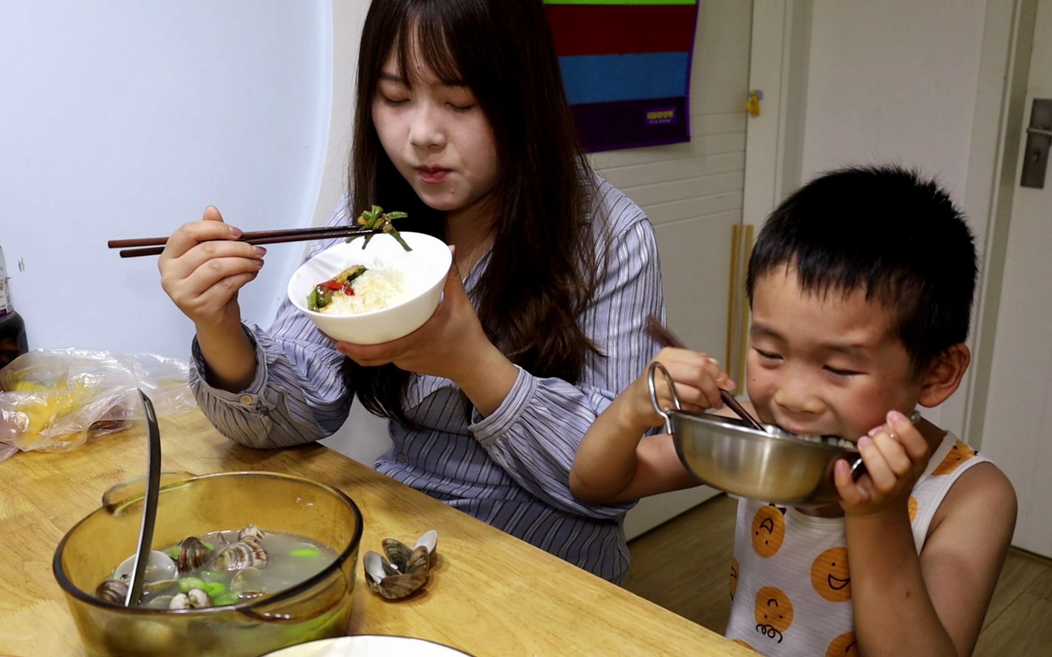 分享午餐四道菜:豆角茄子、丝瓜蛤蜊汤、清蒸鳕鱼、清炒木耳菜哔哩哔哩bilibili