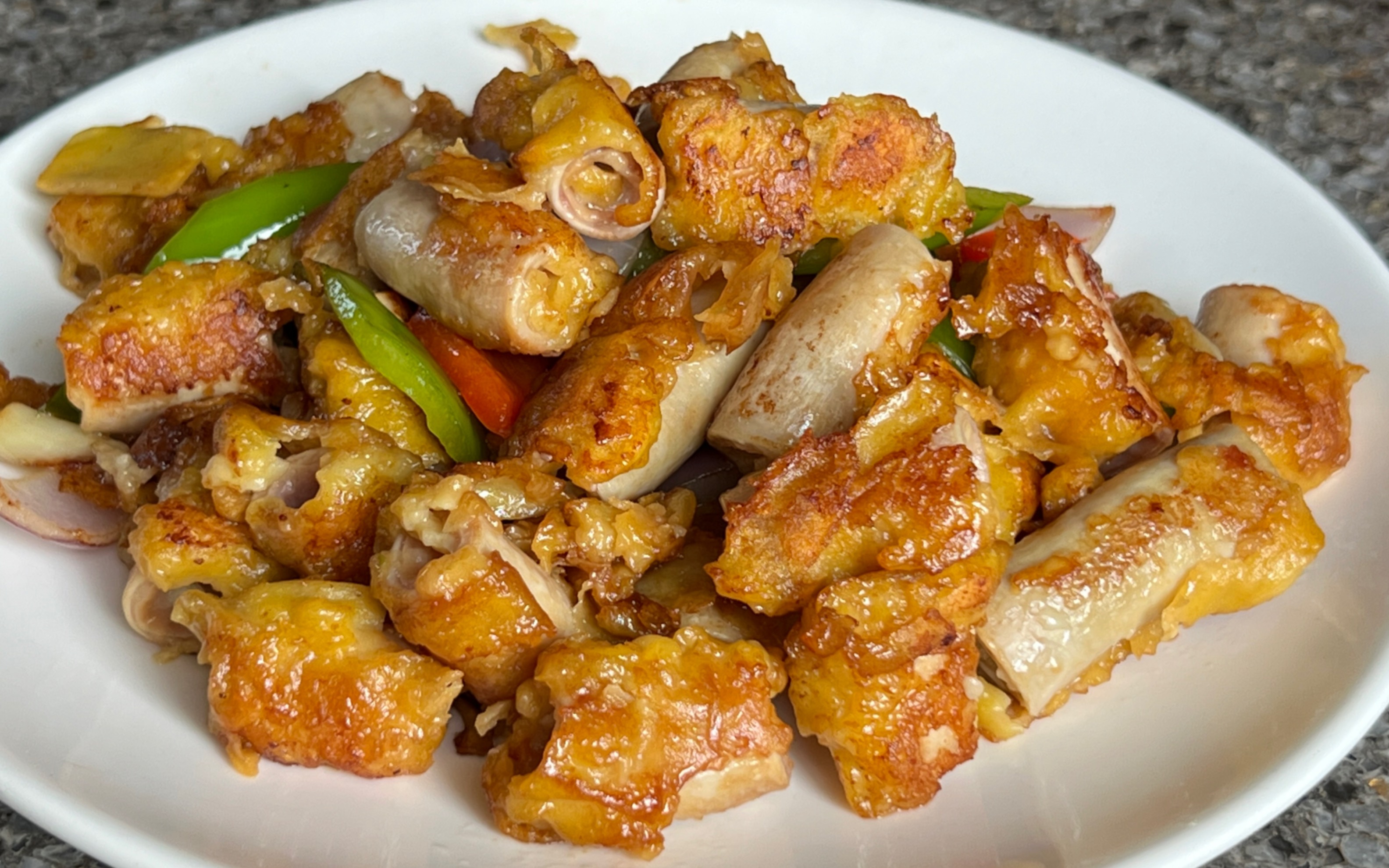 教你香煎竹肠怎样做才好吃,出锅香脆爽口,做法简单好吃又下饭