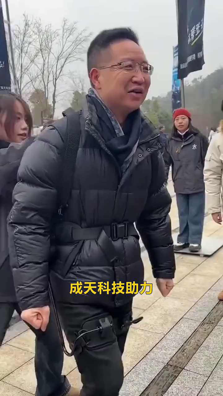 程天外骨骼助力行走康复训练更高效
