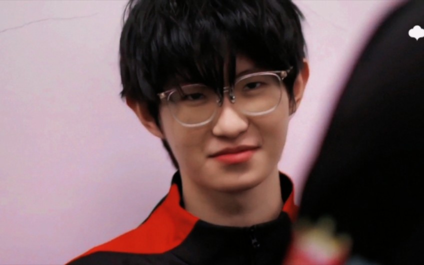 【一诺徐必成】诺崽今天好甜呐!发现镜头还一秒变脸哈哈哈哈哈